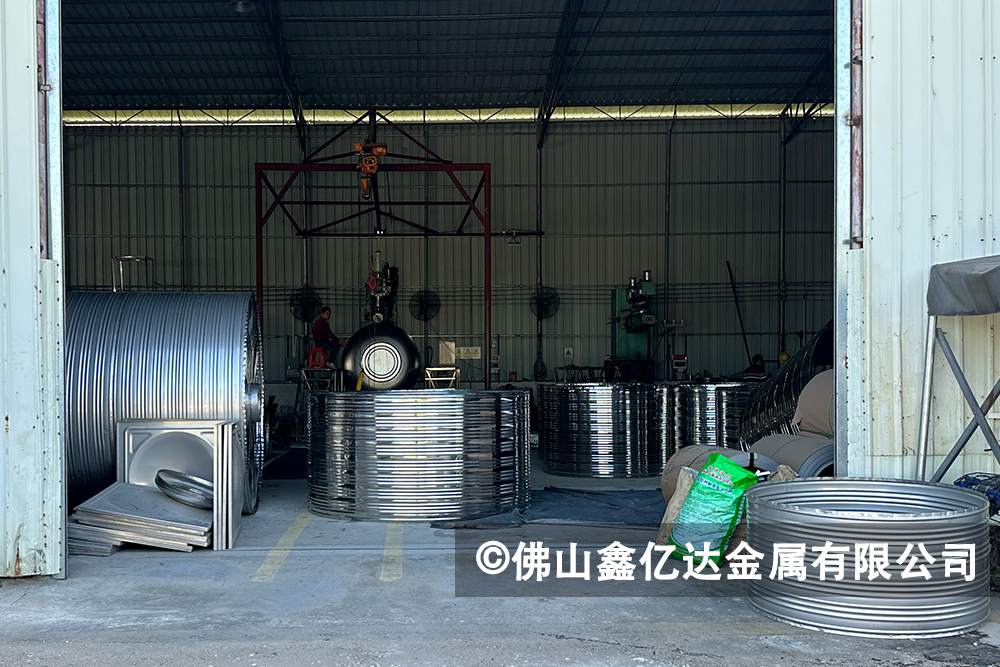 不銹鋼承壓水箱(圖5) 不銹鋼承壓水箱(圖5)